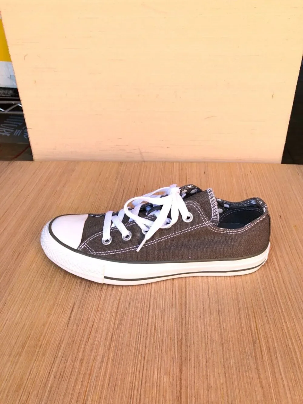 Converse All Star Chuck Taylors Sneakers Womens 6 Low Top Gray - Picture 13 of 16